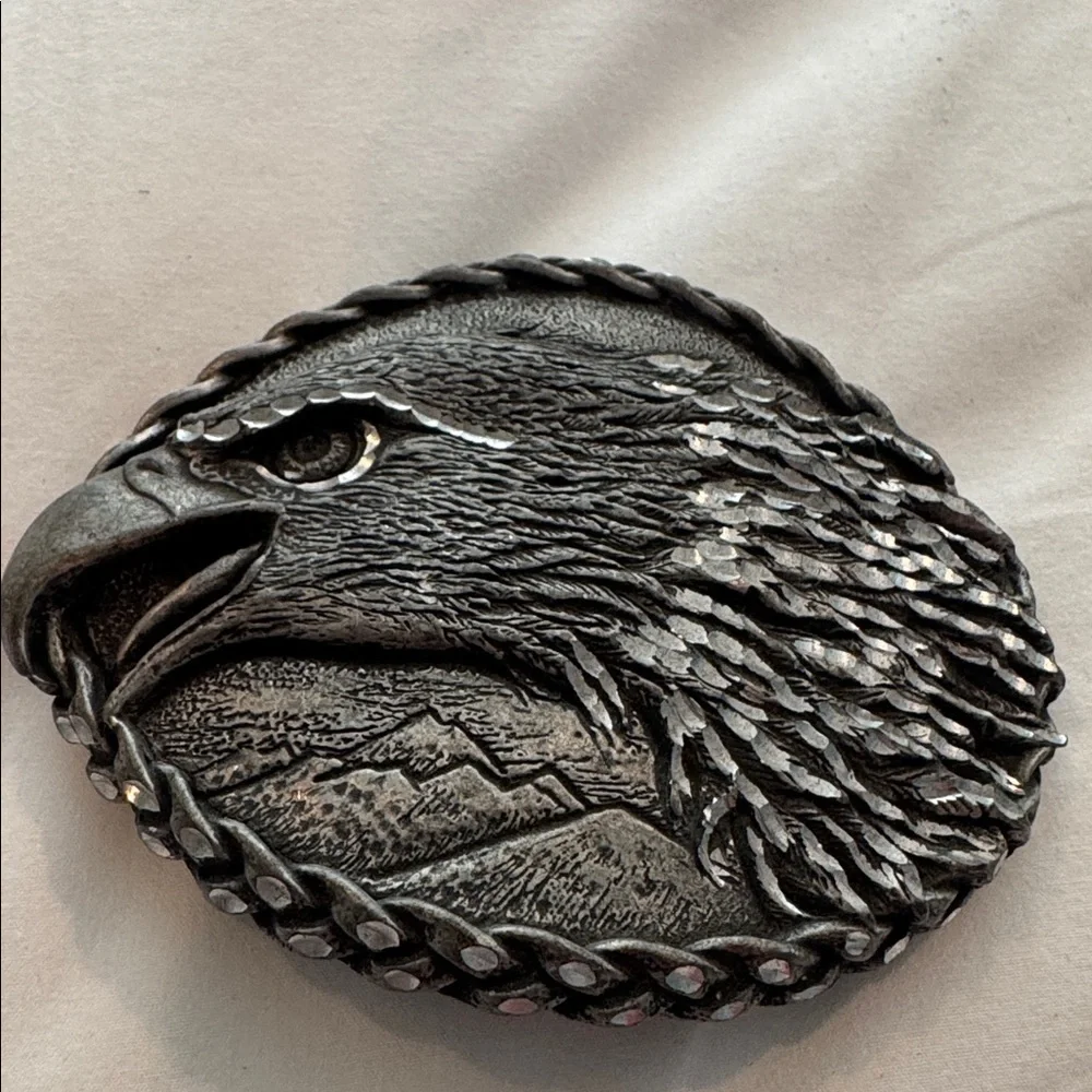 Eagle head over mountains pewter buckle made in USA 🇺🇸